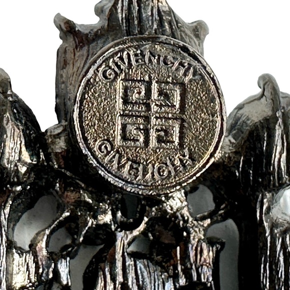 GIVENCHY Vintage Signed 80s AB Crystal Geometric Runway Clip On Earrings - Picture 6 of 6